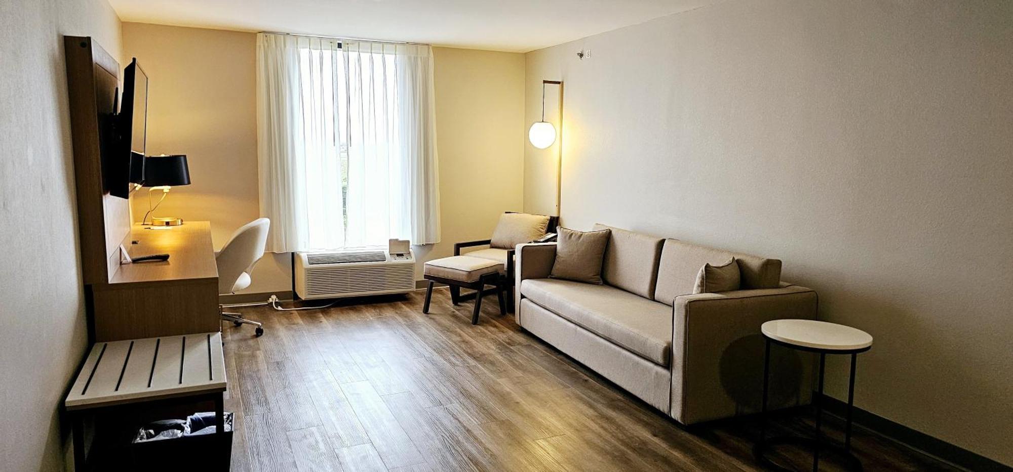 ฮาวเวิร์ด จอห์นสัน บาย วินด์แฮม แอตแลนตา แอร์พอร์ต Hotel คอลเลจพาร์ค ภายนอก รูปภาพ