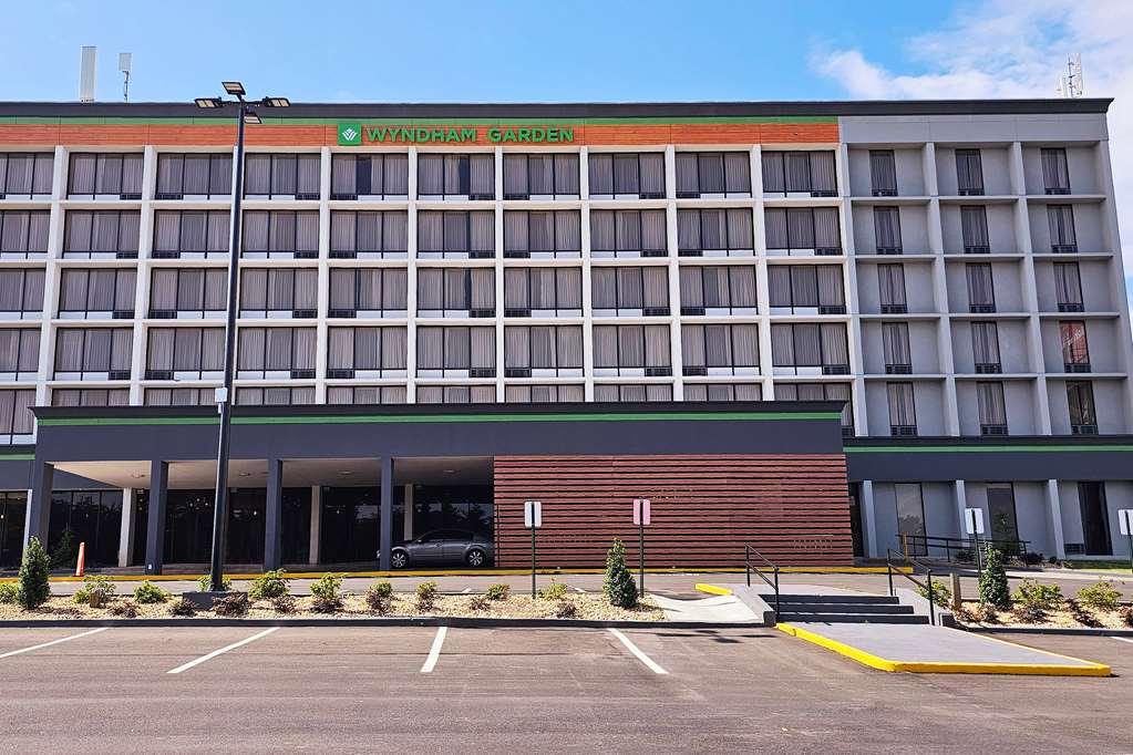 ฮาวเวิร์ด จอห์นสัน บาย วินด์แฮม แอตแลนตา แอร์พอร์ต Hotel คอลเลจพาร์ค ภายนอก รูปภาพ