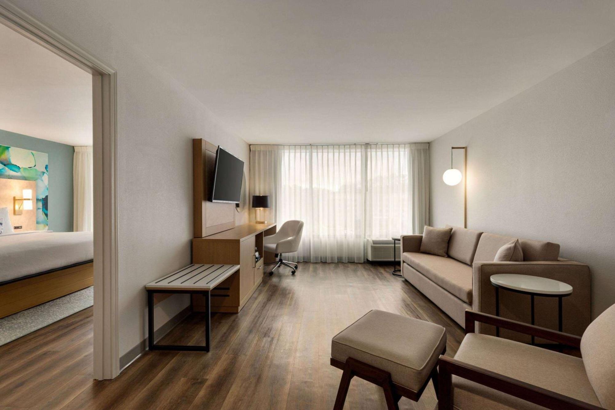 ฮาวเวิร์ด จอห์นสัน บาย วินด์แฮม แอตแลนตา แอร์พอร์ต Hotel คอลเลจพาร์ค ภายนอก รูปภาพ